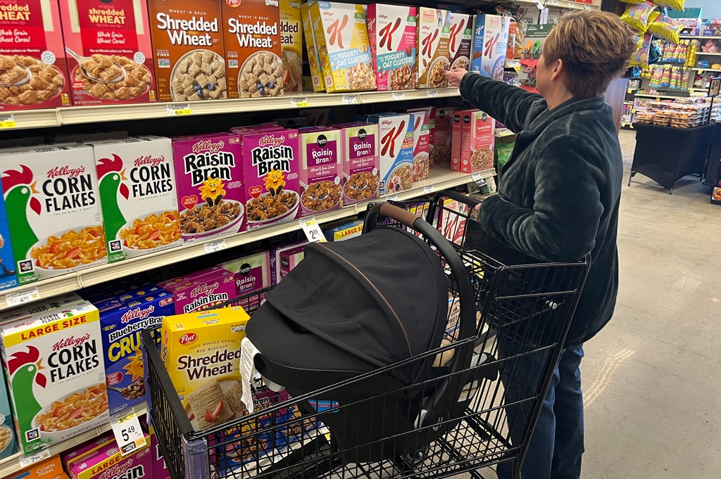 car seat and shopping cart